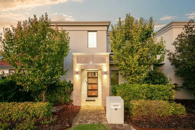 18 Mahlberg Avenue, Woodlands WA 6018