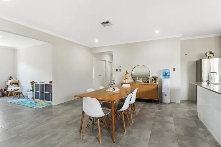 Sixth view of Homely house listing, 25 Ontario Grove, Success WA 6164