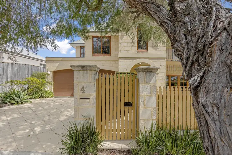 4 Lakeway Street, Claremont WA 6010
