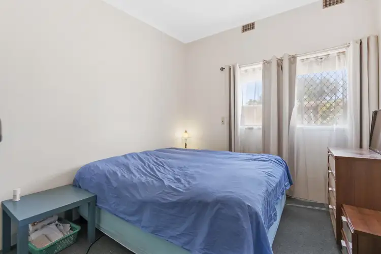 Sixth view of Homely semi-detached listing, 5B Upton Place, Langford WA 6147