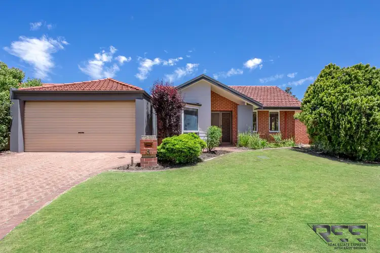 5 St Michaels Green, Canning Vale WA 6155