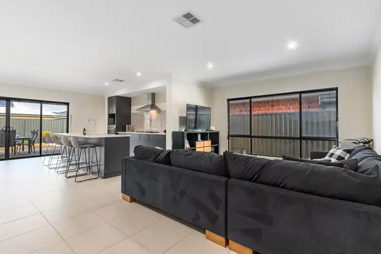 Fifth view of Homely house listing, 7 Daisy Street, Piara Waters WA 6112