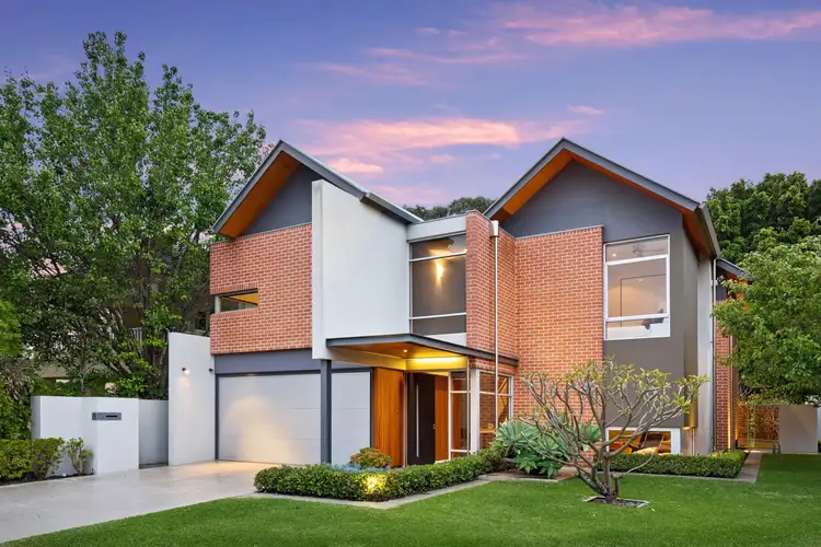 8 Plumosa Mews, Duncraig WA 6023