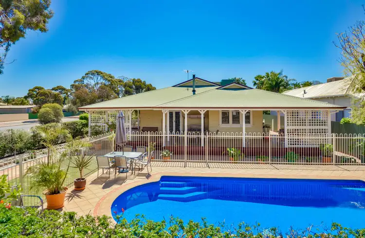 44 Campbell Street, Lamington WA 6430