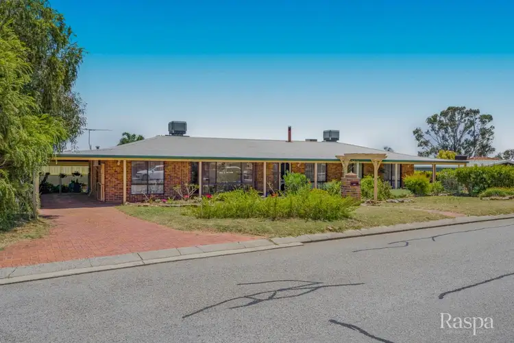37 Gallipoli Drive, Greenmount WA 6056