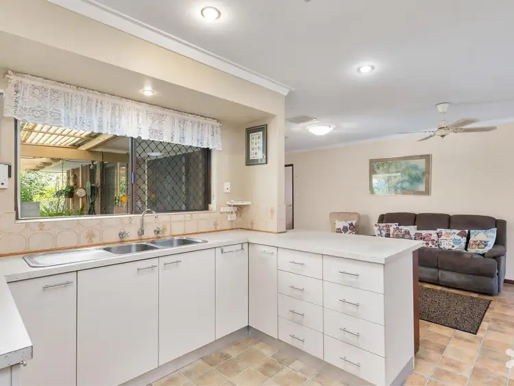 Fifth view of Homely house listing, 5 Glencairn Way, Parkwood WA 6147