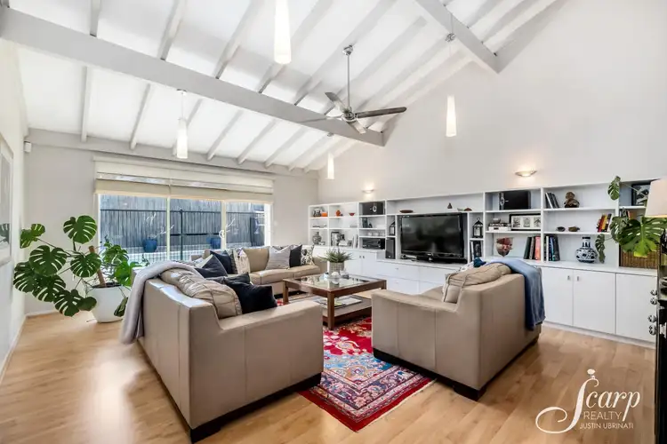 13 Alexander Close, Lesmurdie WA 6076