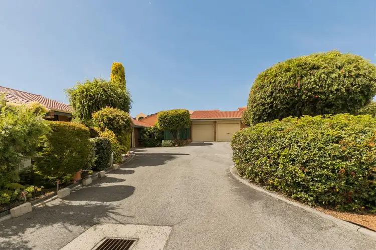 8/23 Money Road, Melville WA 6156