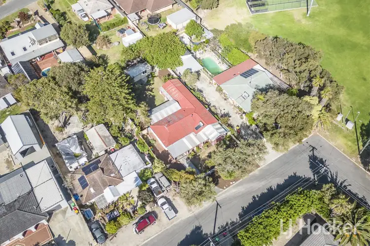 Fifth view of Homely house listing, 10 Oldham Way, Yanchep WA 6035