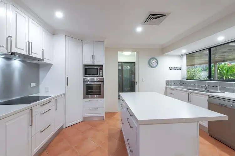 51 Monument Drive, Beldon WA 6027