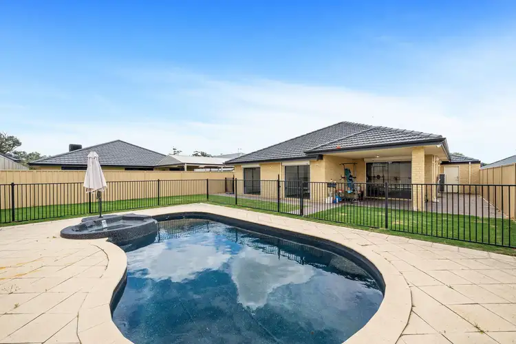16 Burabur Street, Gosnells WA 6110