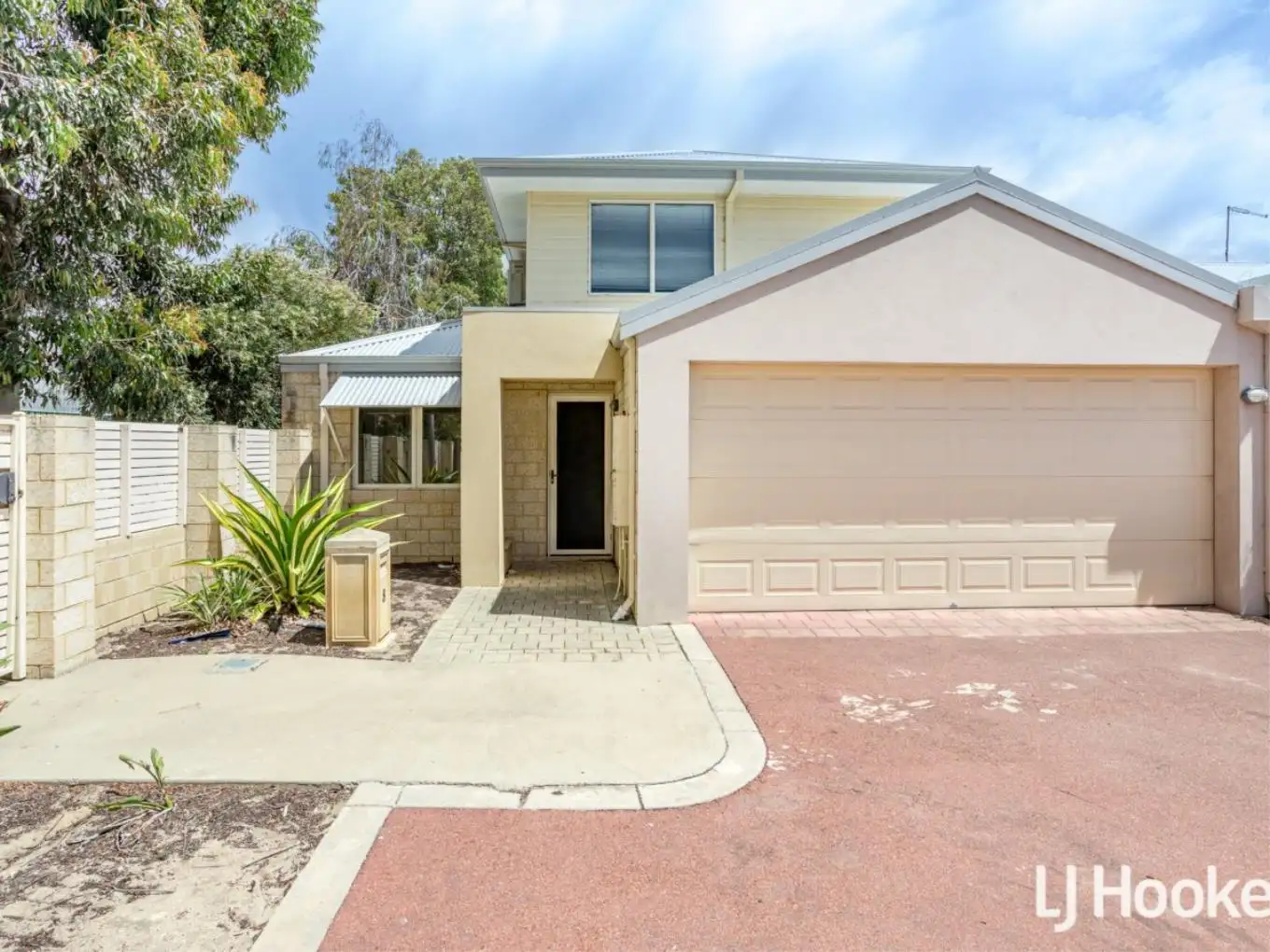 Main view of Homely villa listing, 8/191 Railway Avenue, Kelmscott WA 6111