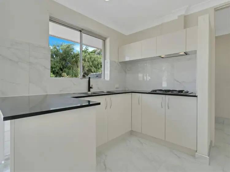 8 Hillegine Court, Gosnells WA 6110
