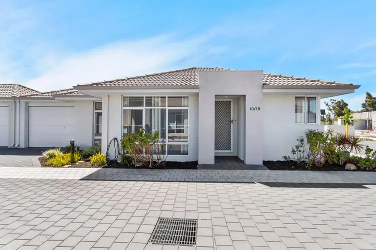 10/19 Muscari Close, Seville Grove WA 6112