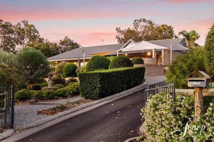 16 Landor Road, Gooseberry Hill WA 6076