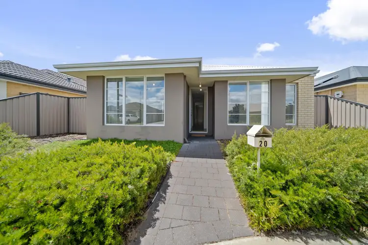 20 Montpellier Way, Piara Waters WA 6112