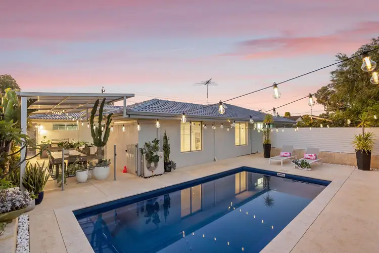 42 Doveridge Drive, Duncraig WA 6023