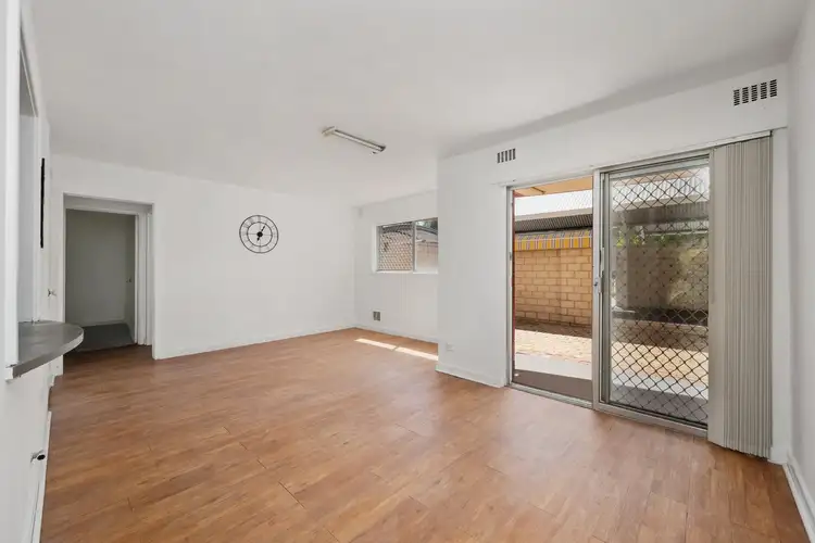 3/21 Disney Road, Parmelia WA 6167