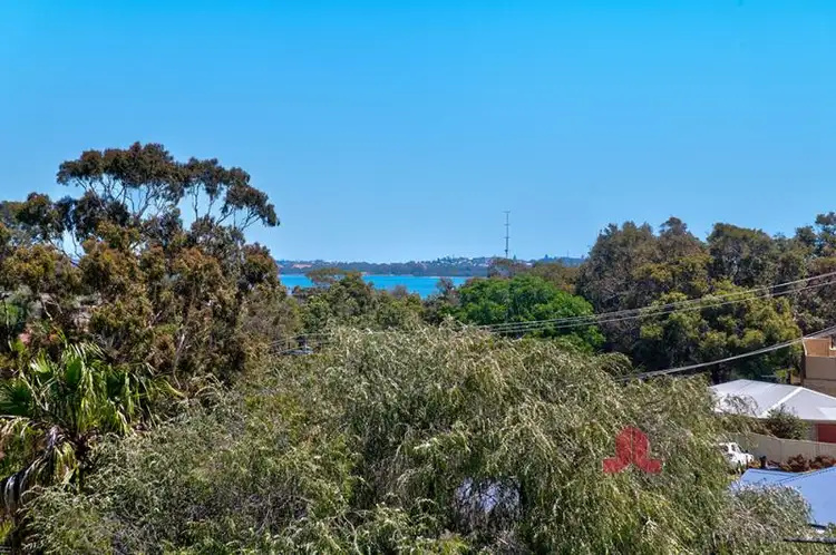 Fifth view of Homely house listing, 6 Aylesbury Place, Australind WA 6233