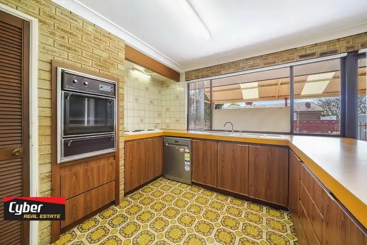 Sixth view of Homely house listing, 1 Illyarrie Place, Willetton WA 6155