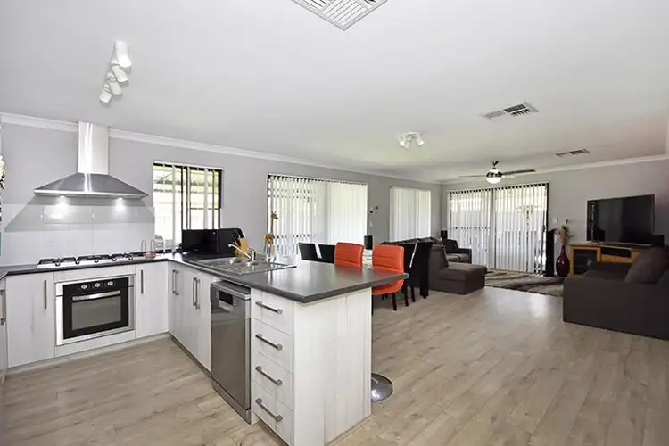 Fifth view of Homely house listing, 21 Ballybofy Loop, Bullsbrook WA 6084