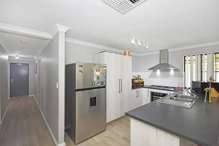 Sixth view of Homely house listing, 21 Ballybofy Loop, Bullsbrook WA 6084