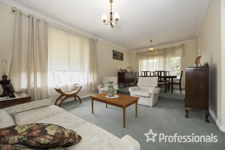 Sixth view of Homely house listing, 3 Cheney Court, Swan View WA 6056