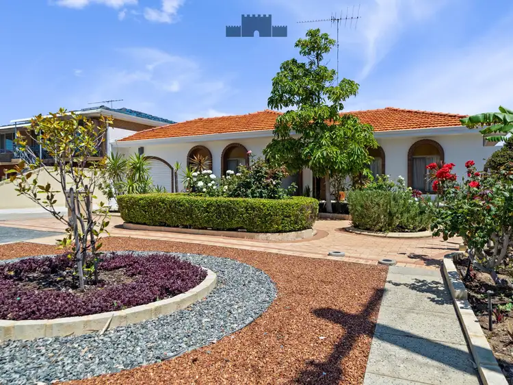 17 Owen Road, Hamilton Hill WA 6163