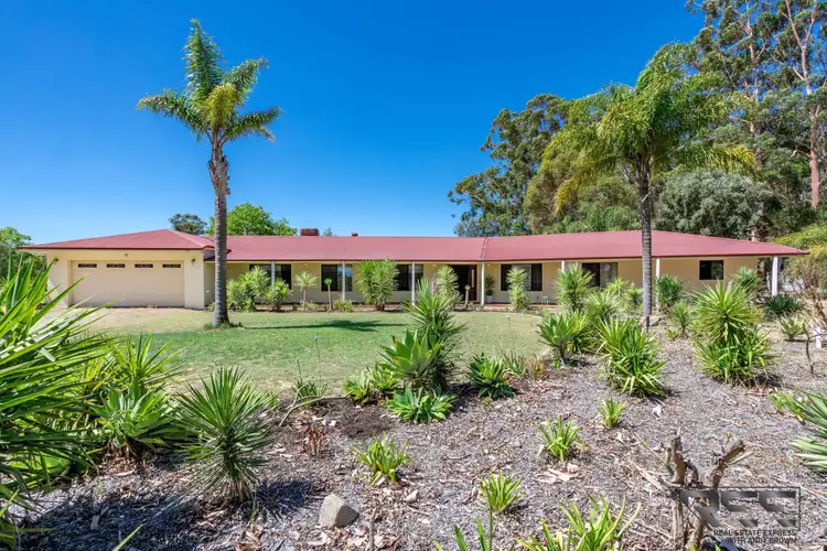 567 Orton Road, Oakford WA 6121