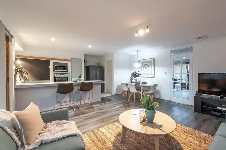 Fourth view of Homely house listing, 10 Millbrook Grove, Beldon WA 6027
