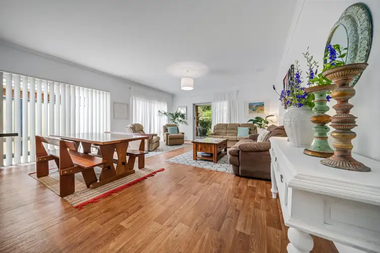 18 Bertie Street, Guildford WA 6055