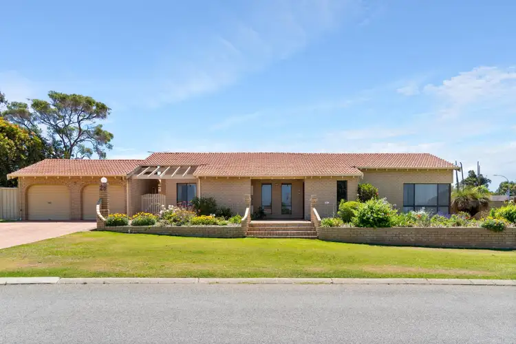 Third view of Homely house listing, 25 Carbridge Way, Duncraig WA 6023