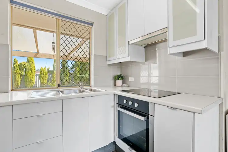 Sixth view of Homely house listing, 32 Morrell Way, Armadale WA 6112