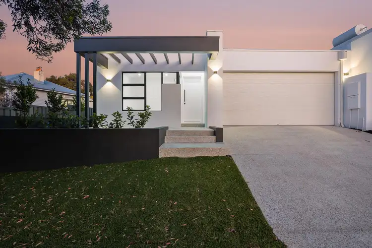 18B NANNINE  AVE, White Gum Valley WA 6162