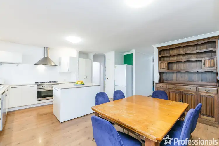 Fourth view of Homely house listing, 4 Gum Court, Yangebup WA 6164