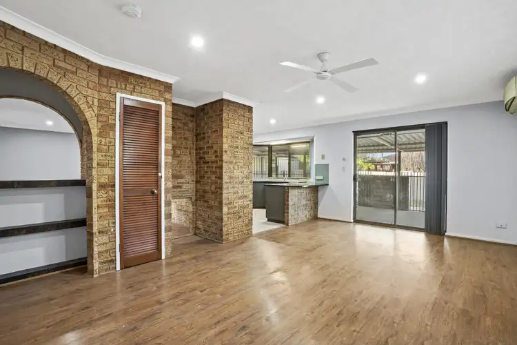 29 Heron Court, Camillo WA 6111