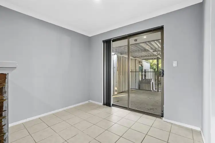 Sixth view of Homely house listing, 29 Heron Court, Camillo WA 6111