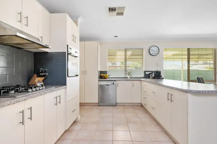 Sixth view of Homely house listing, 2 Killington Crescent, Boulder WA 6432