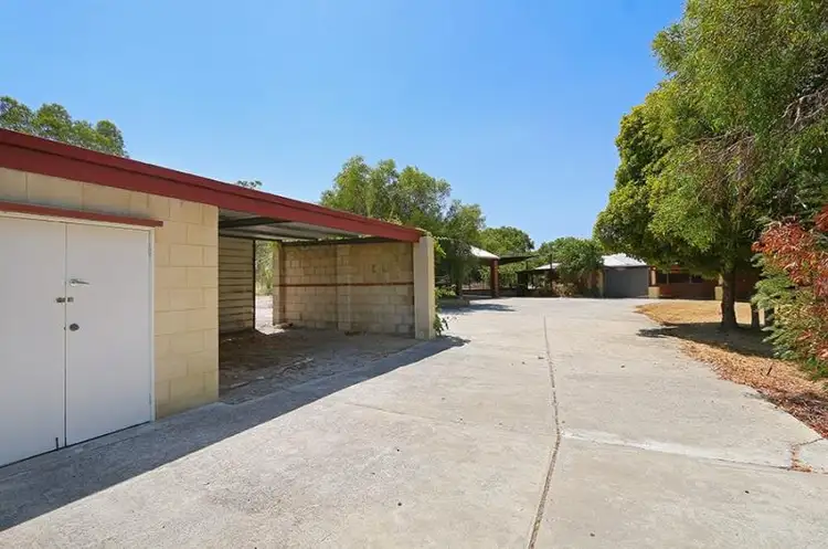 607 Lyon Road, Wandi WA 6167