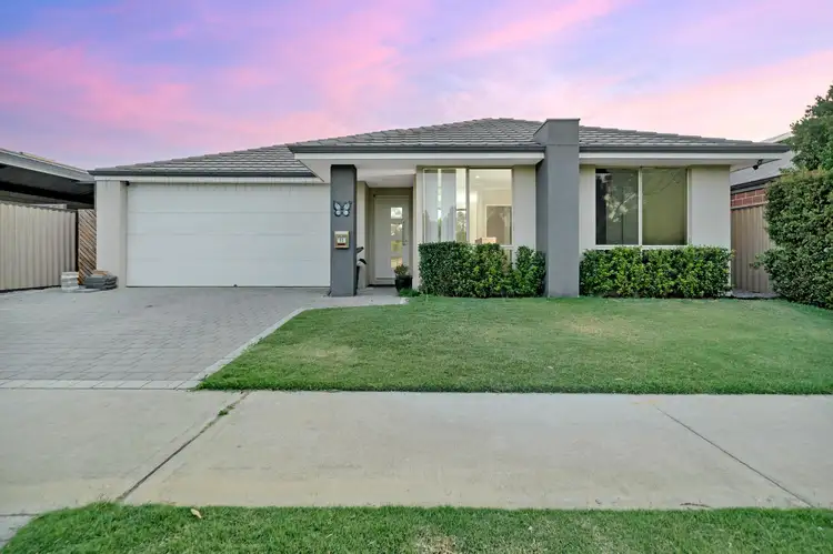 11 Sapwood Grove, Whitby WA 6123