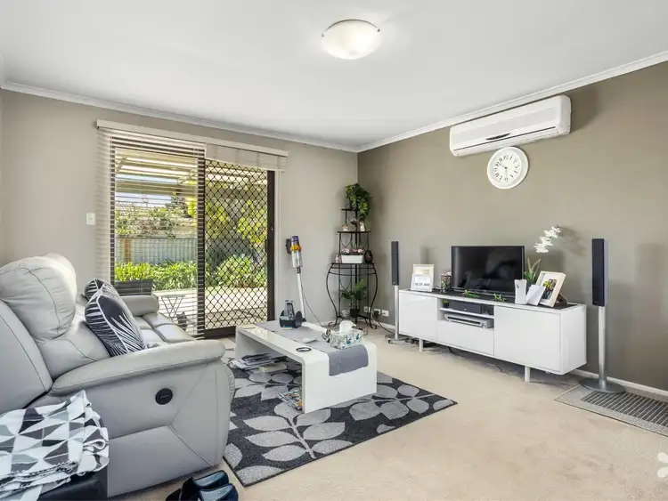 Fifth view of Homely villa listing, 4/2 Lakeside Terrace, Mount Pleasant WA 6153