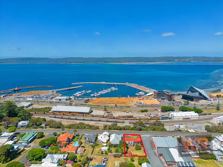 12 Stirling Terrace, Albany WA 6330