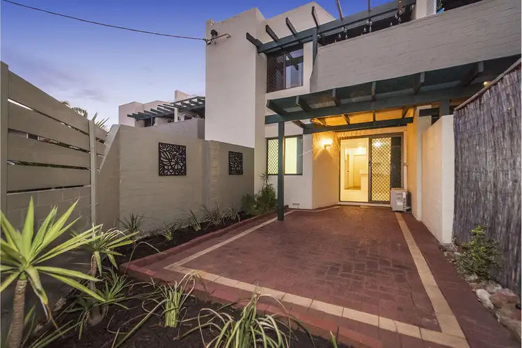 2/6 Heppingstone Street, South Perth WA 6151