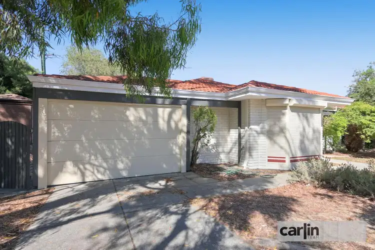 Second view of Homely house listing, 8 Curlew Way, Yangebup WA 6164