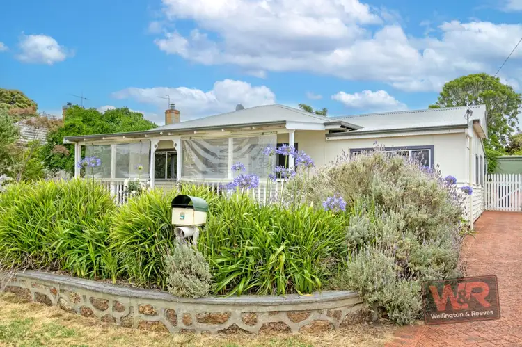 9 Leslie Street, Yakamia WA 6330