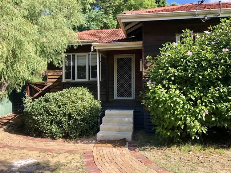 11 Dodds Place