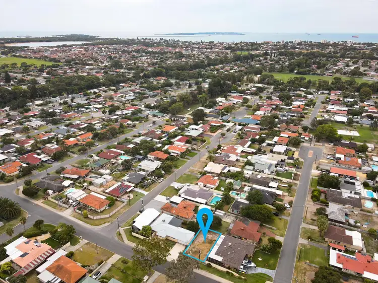 14 Orion Street, Rockingham WA 6168