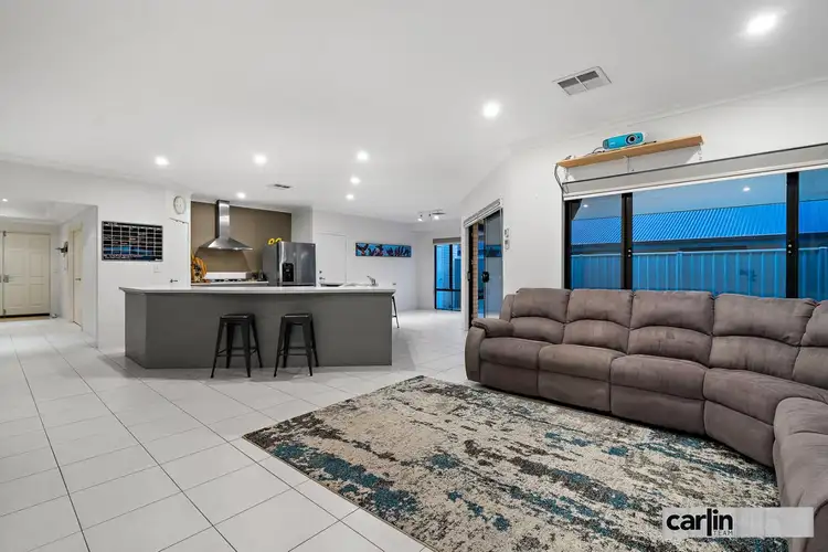 Sixth view of Homely house listing, 212 Runnymede Gate, Leda WA 6170