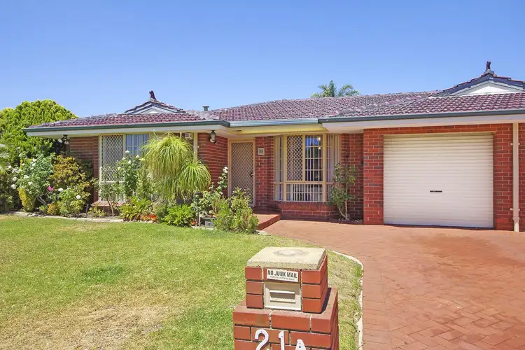 21A Bradbury Place, Alexander Heights WA 6064