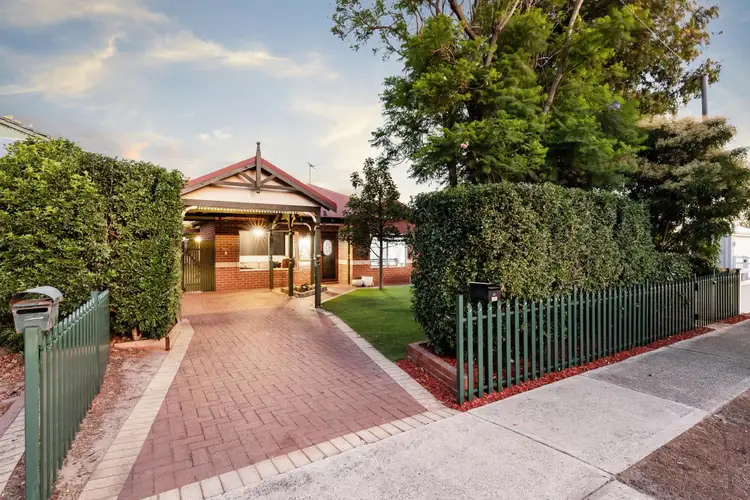 31 Eileen Street, Bassendean WA 6054